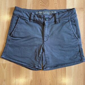 American Eagle AEO Grey Khaki Shorts Womens size 0